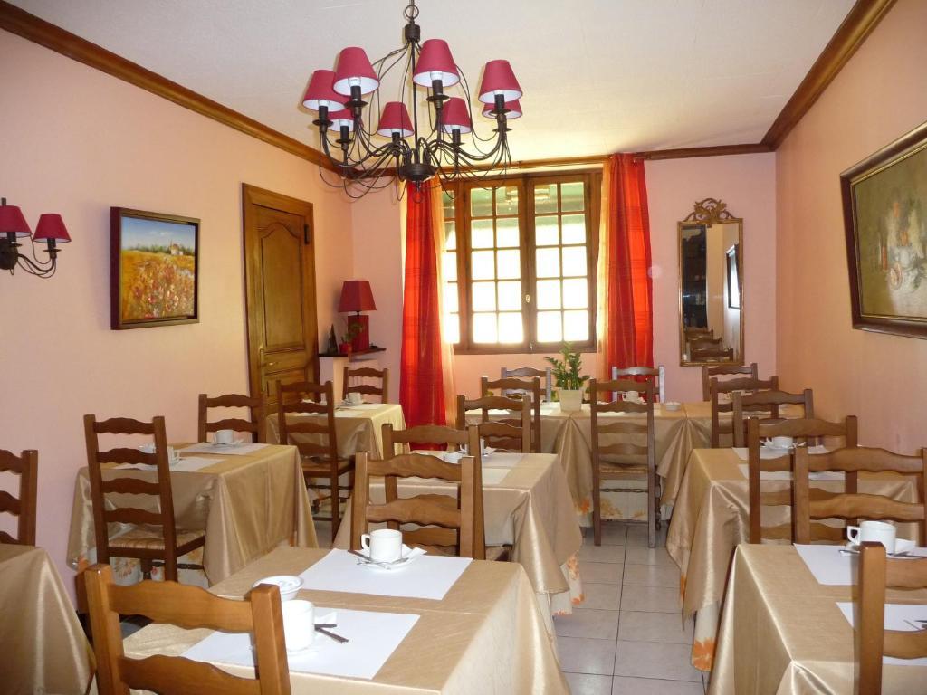 Hotel Le Postillon По Екстериор снимка