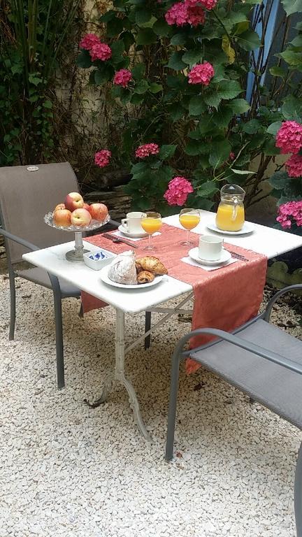 Hotel Le Postillon По Екстериор снимка