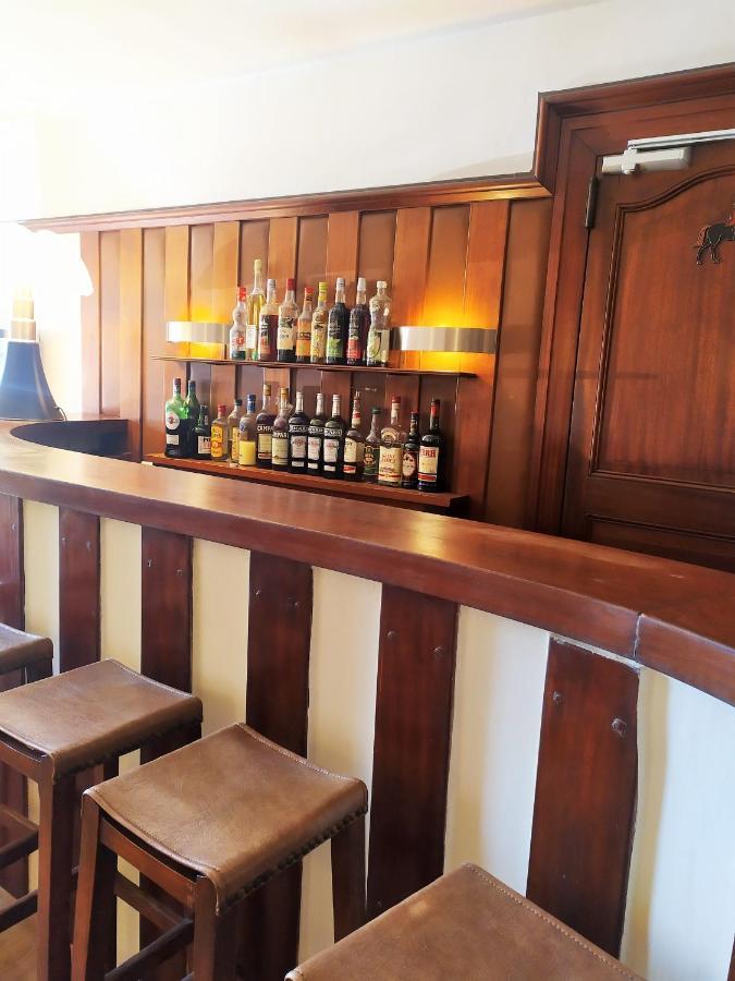 Hotel Le Postillon По Екстериор снимка